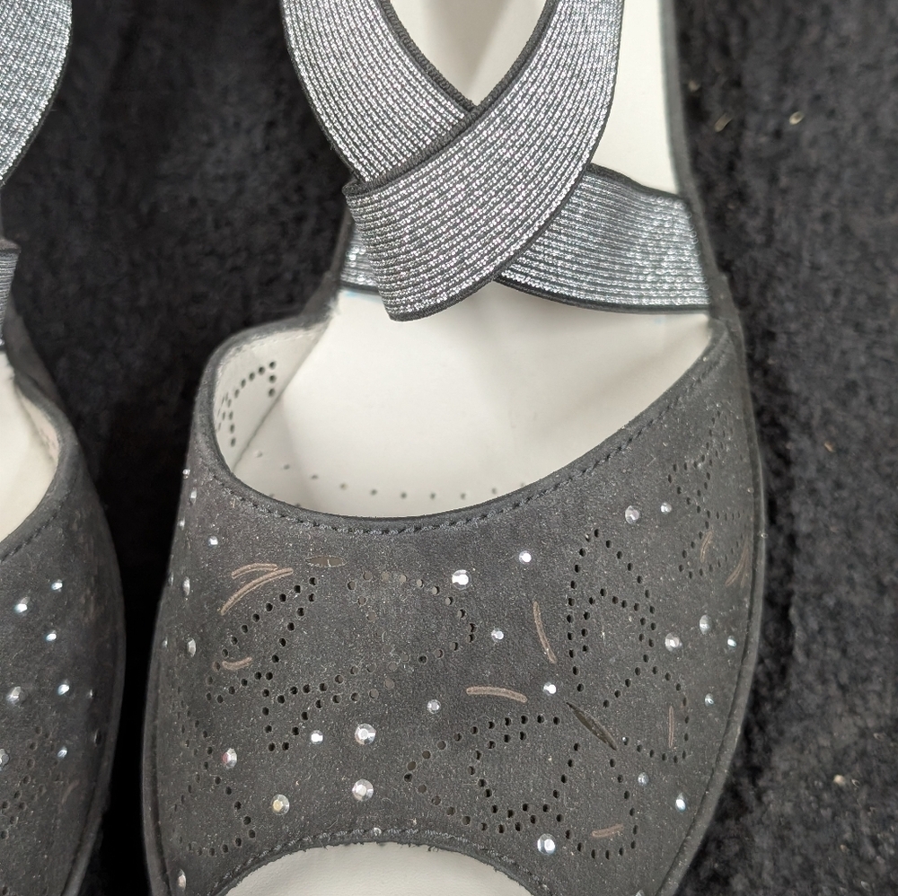 Ara Black Celia Size 8 Wedge Sandal Dress Shoe